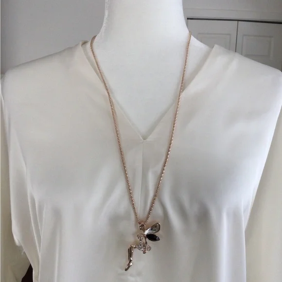 Betsy Johnson Gold tone Fairy Pendant Necklace 🧚♀️ - Picture 10 of 12